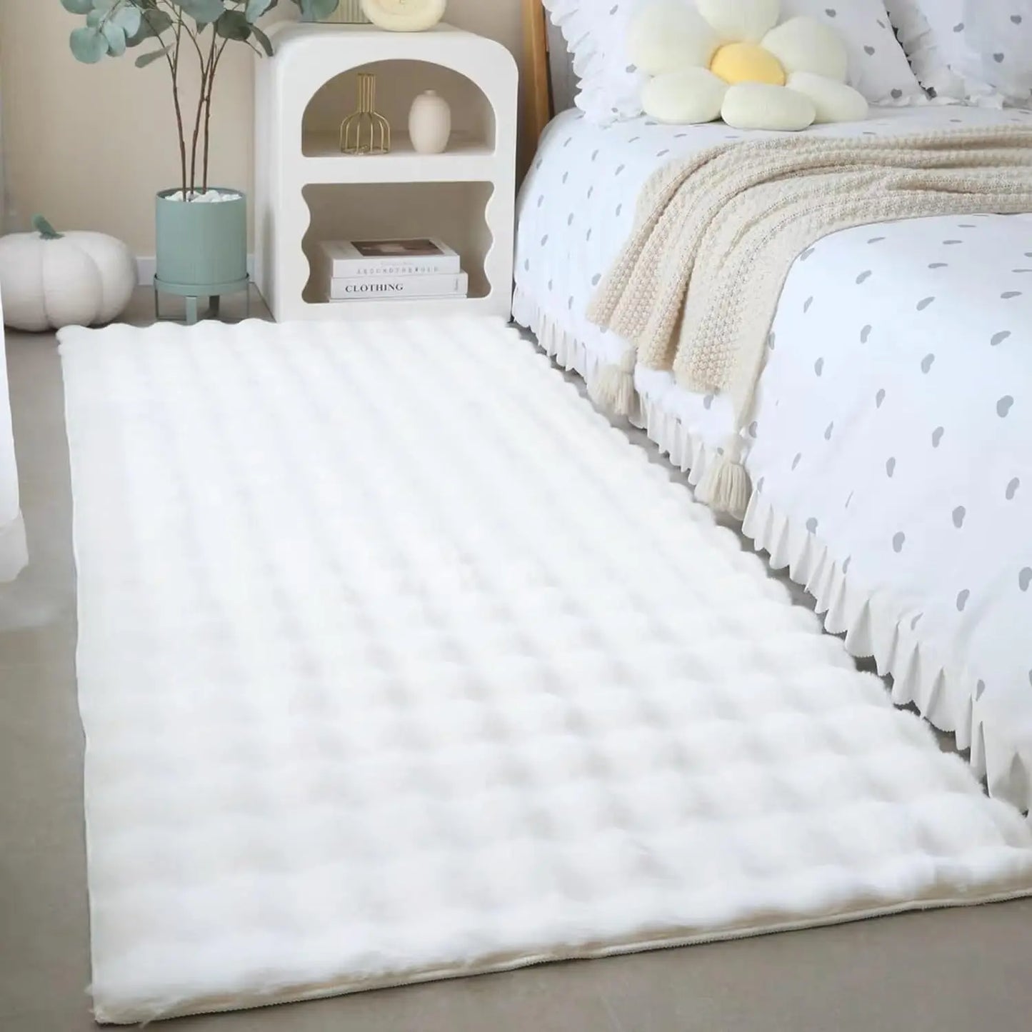 Rabbit Fur Area Rug–Soft Thick Non-Slip Waterproof Machine-Washable for Living Room and Bedroom Decor