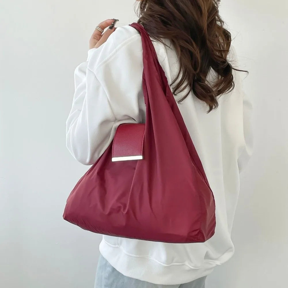 CarryNest™