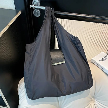 CarryNest™